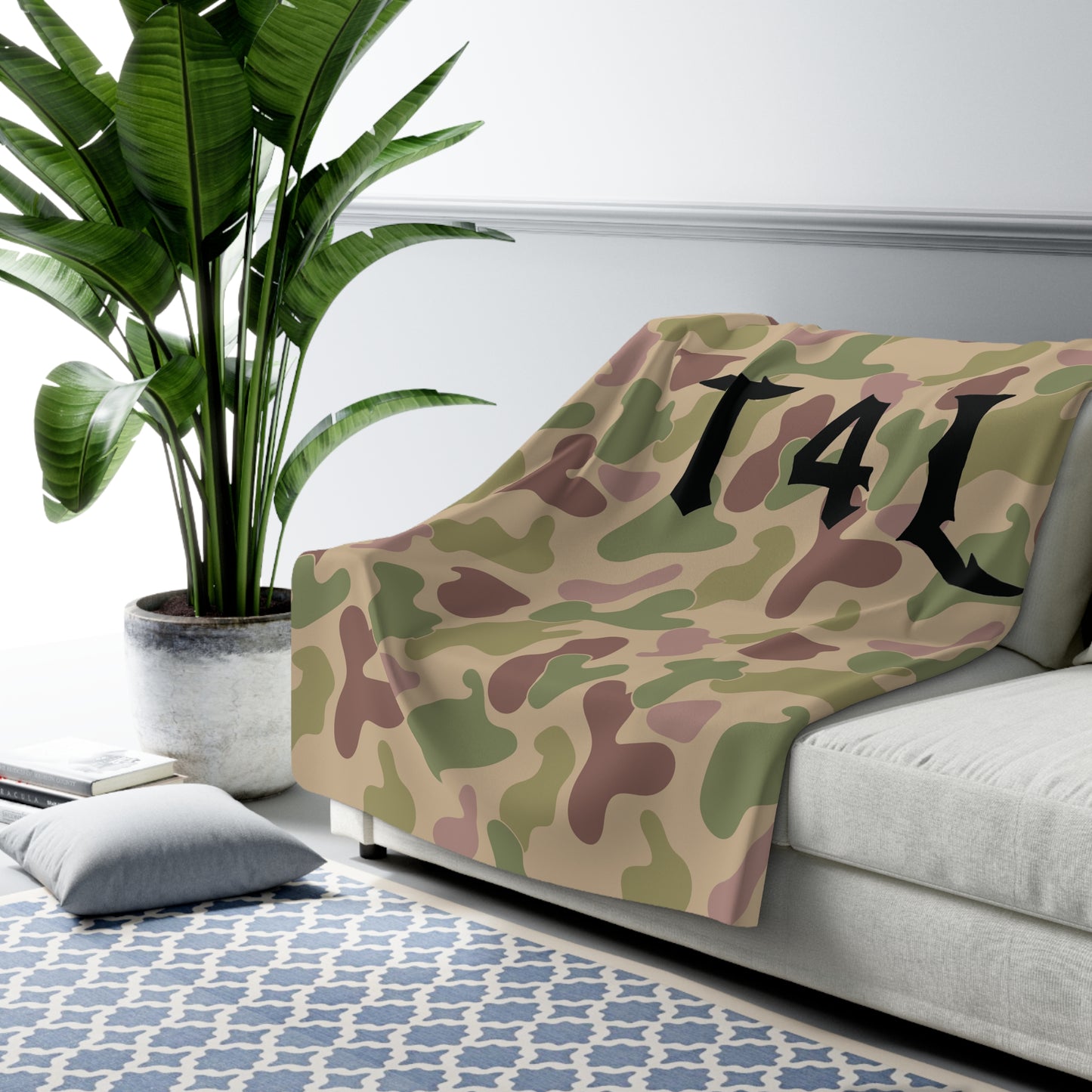 Retro Camo V2 Sherpa  Blanket