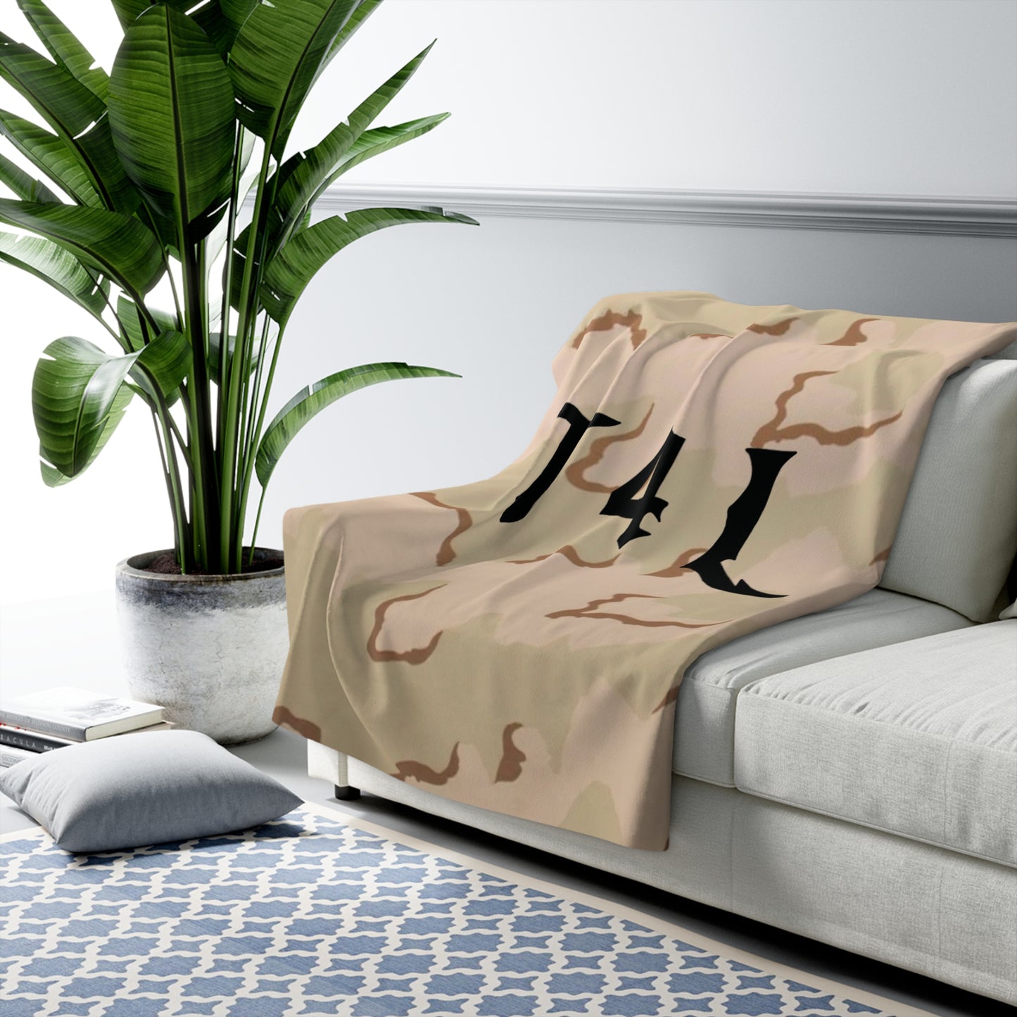 T4L Desert Camo Sherpa  Blanket