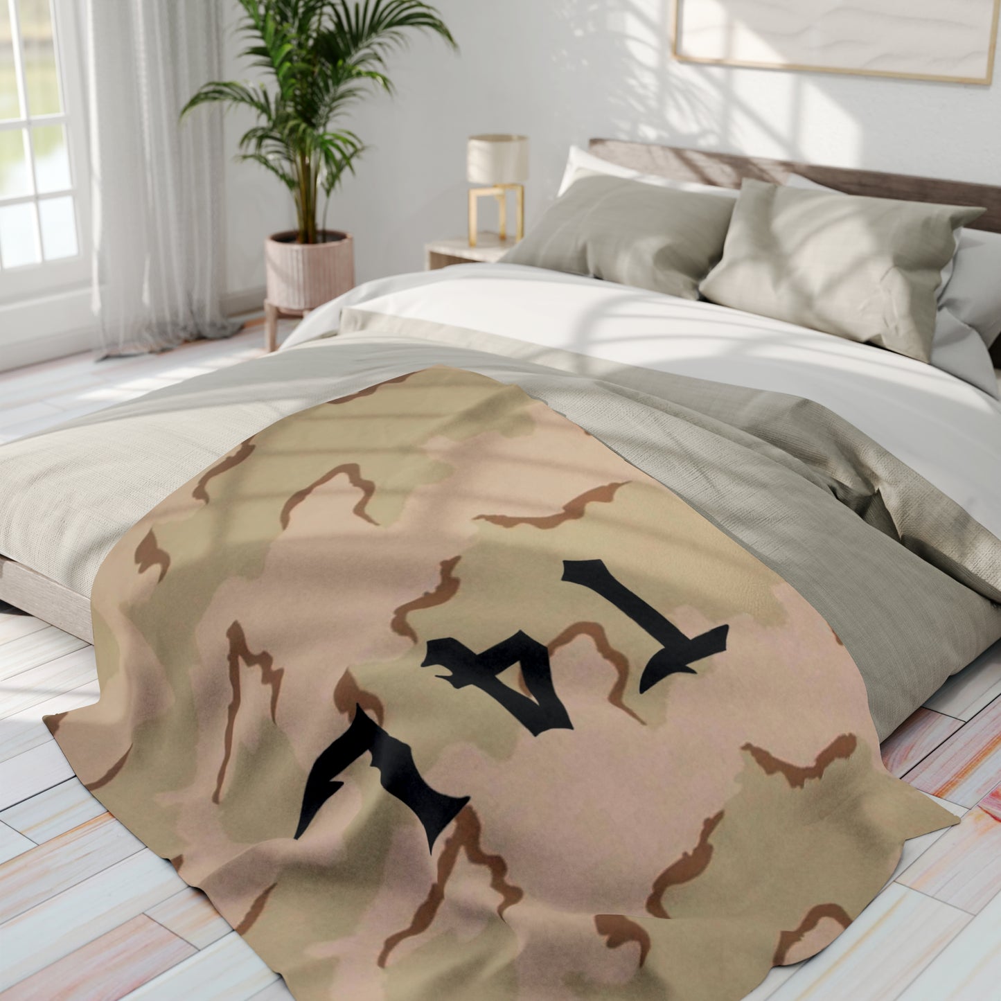 T4L Desert Camo Fleece Blanket