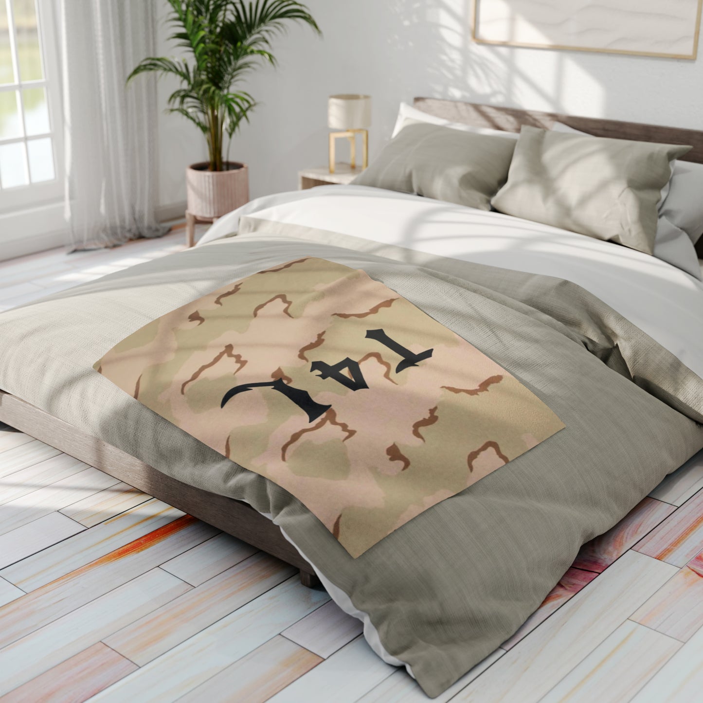 T4L Desert Camo Fleece Blanket